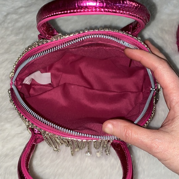 NWOT Adorably Chic Hot Pink Faux Croco Leather with dangling Rhinestones Bag - Picture 6 of 16